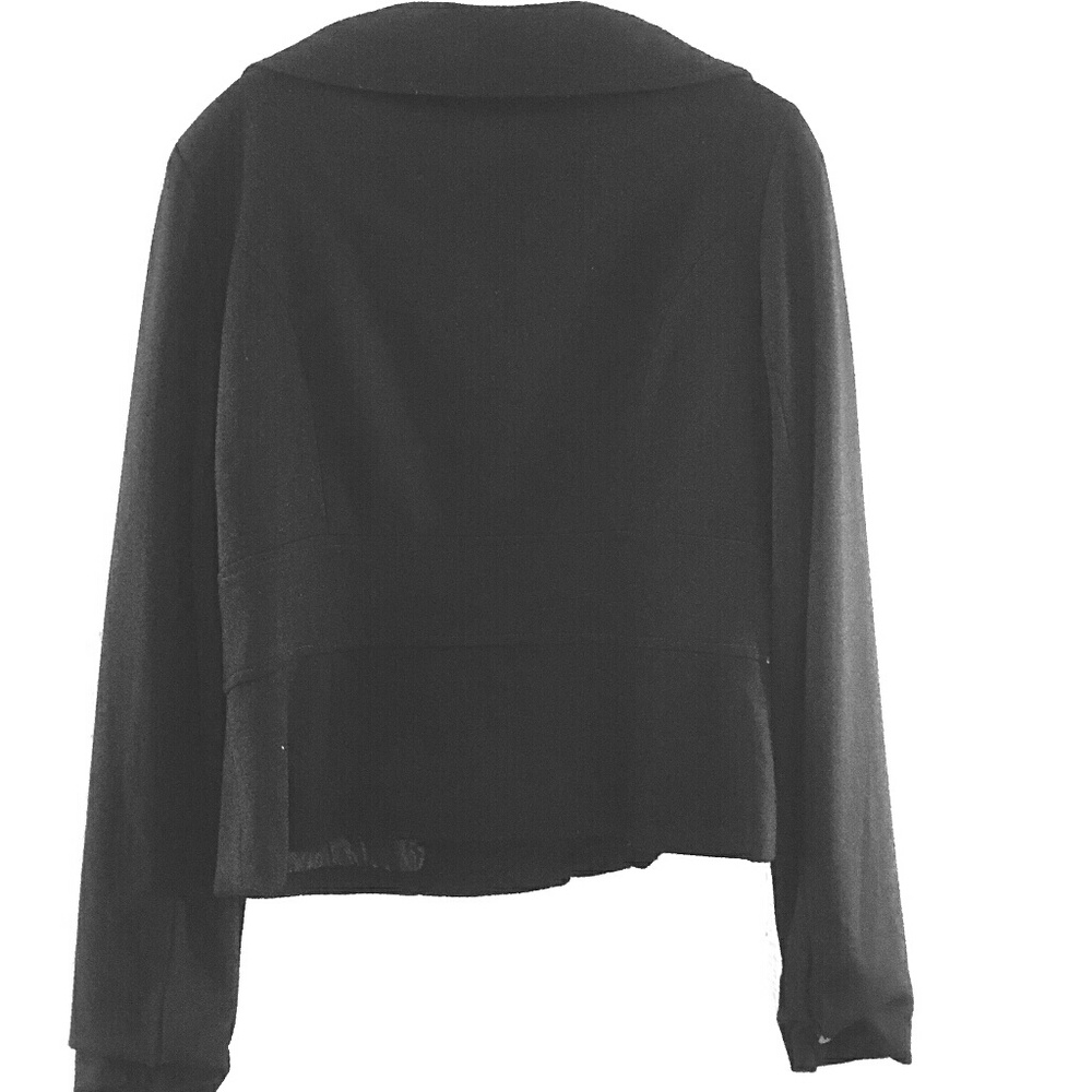 blazer - Picture 2 of 3
